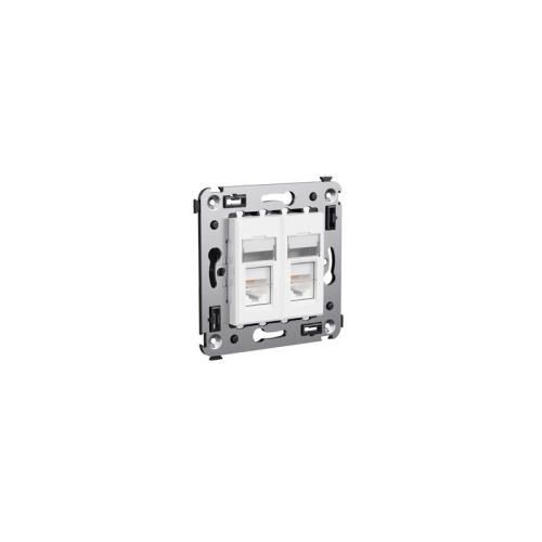 Розетка RJ-45 в стену ДКС 4400464